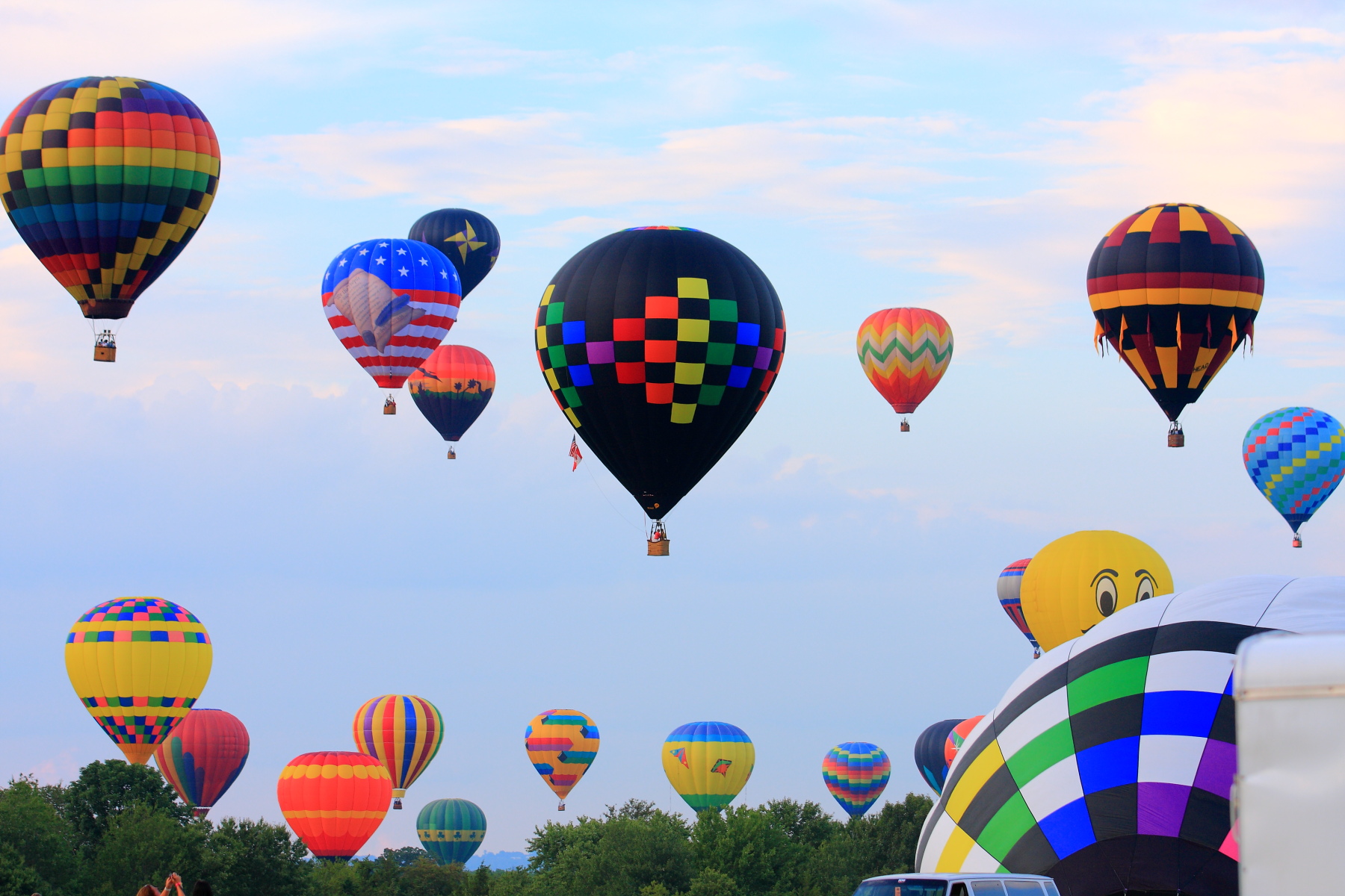 Balloonsbright.JPG