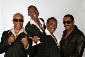 KoolandtheGangPhoto.jpg